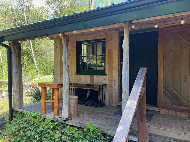 Off-grid Studio Cabin on 10 acres