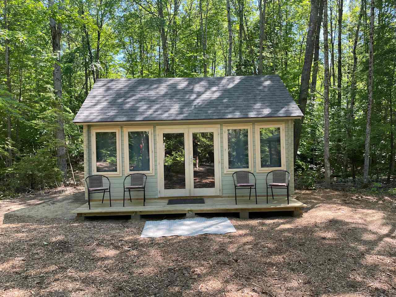 Red Maple Farm Riverside Cabin