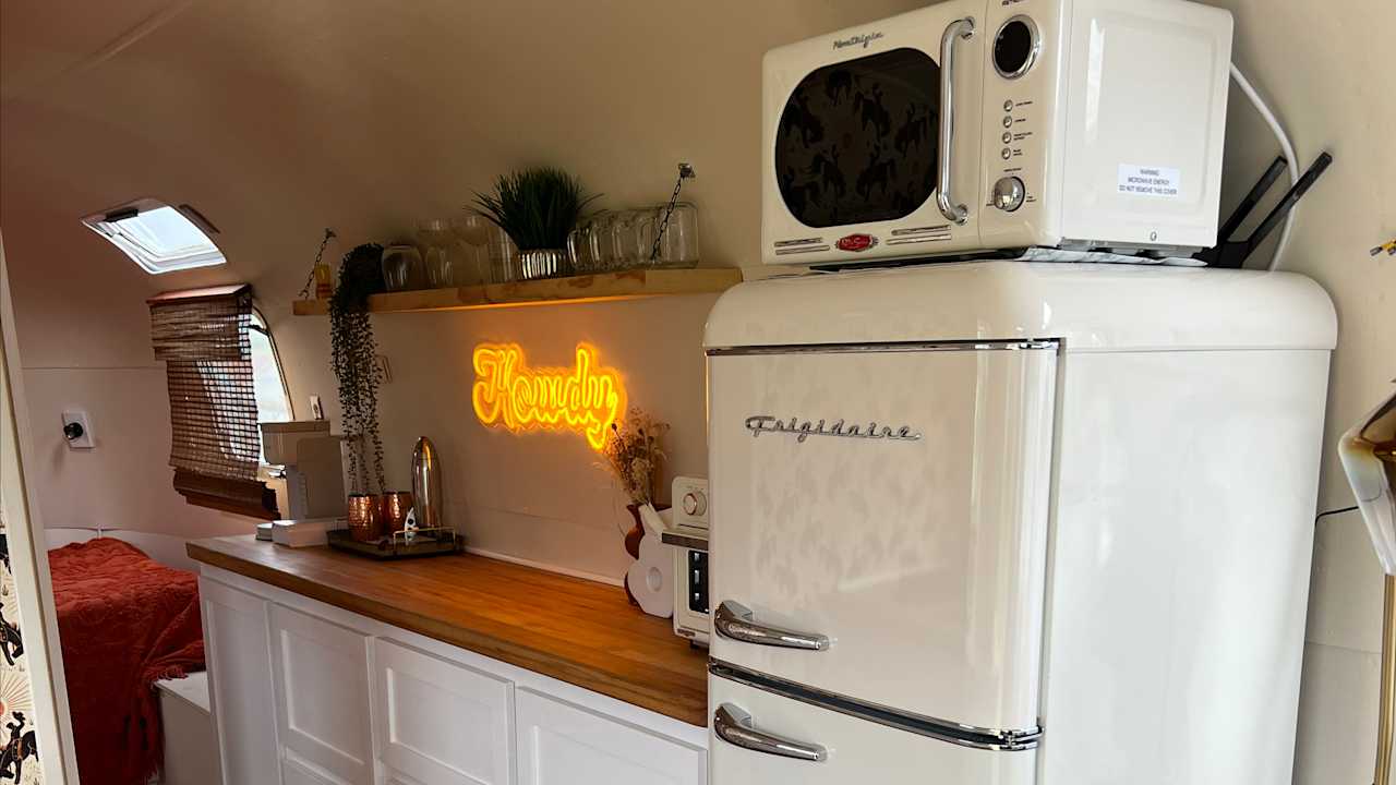 Relaxing Retro Ranch Airstream