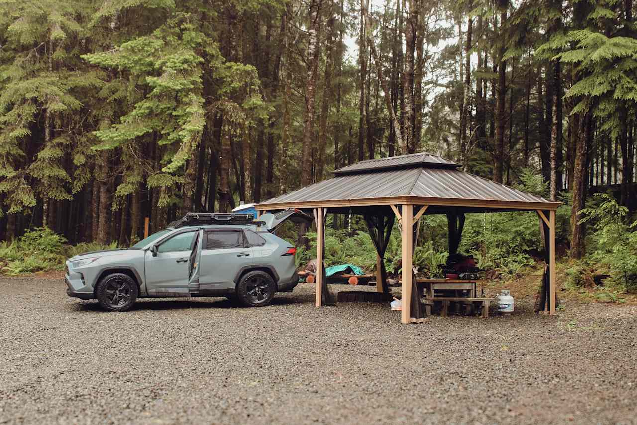 Really loved that you could back your car right up to the patio to unload during a rain storm, make it super convenient