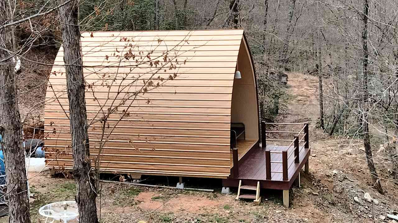 Arch cabin at Flowing River Place