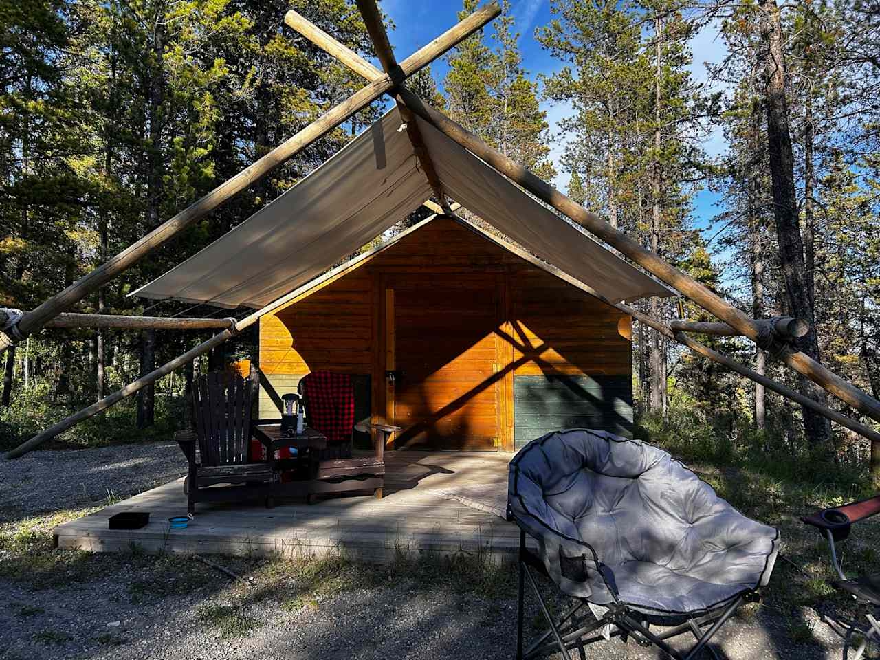 Trappers Hill Lodges & Campground