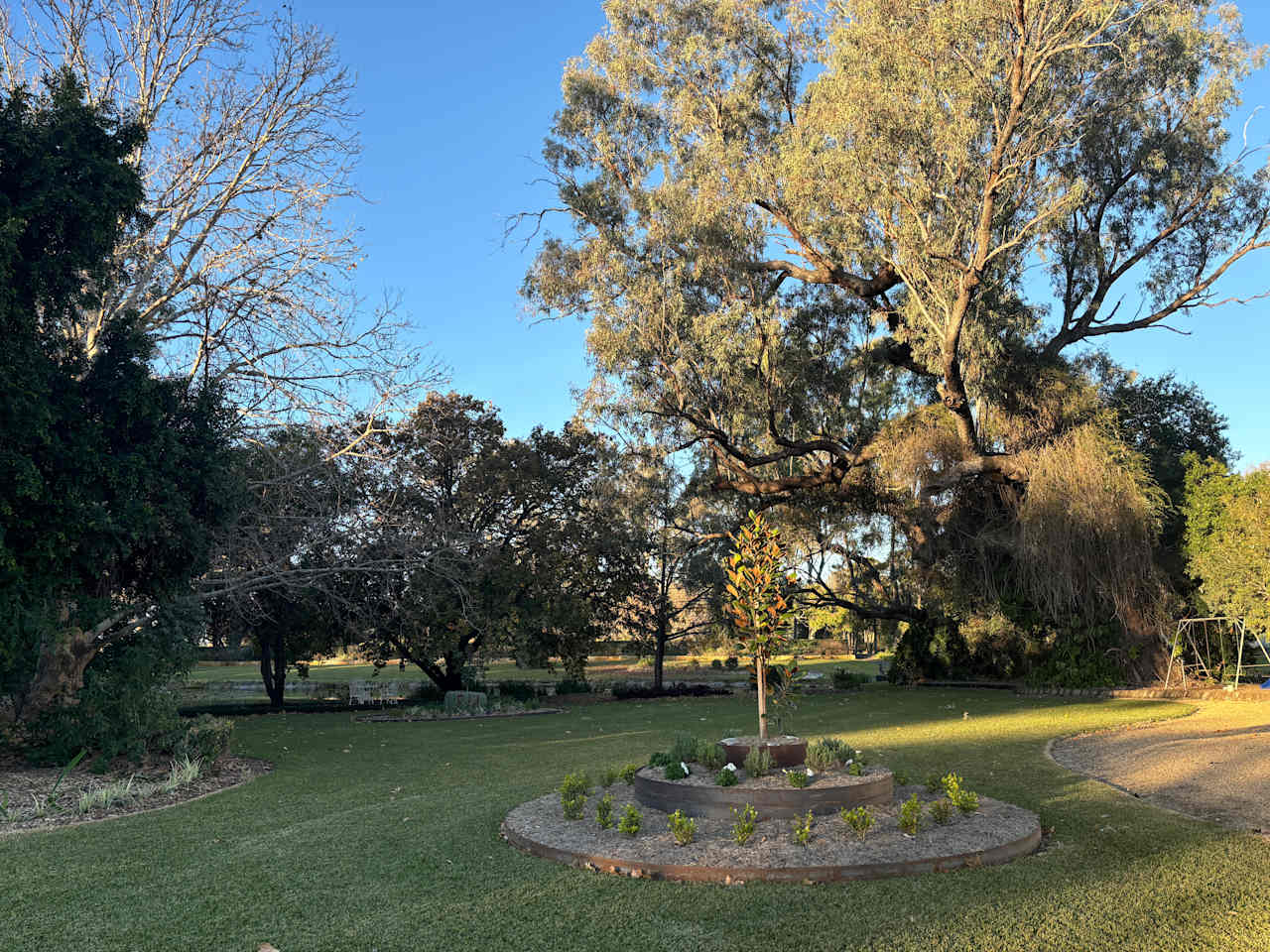 Tarrawingee Farm - Curated Gardens