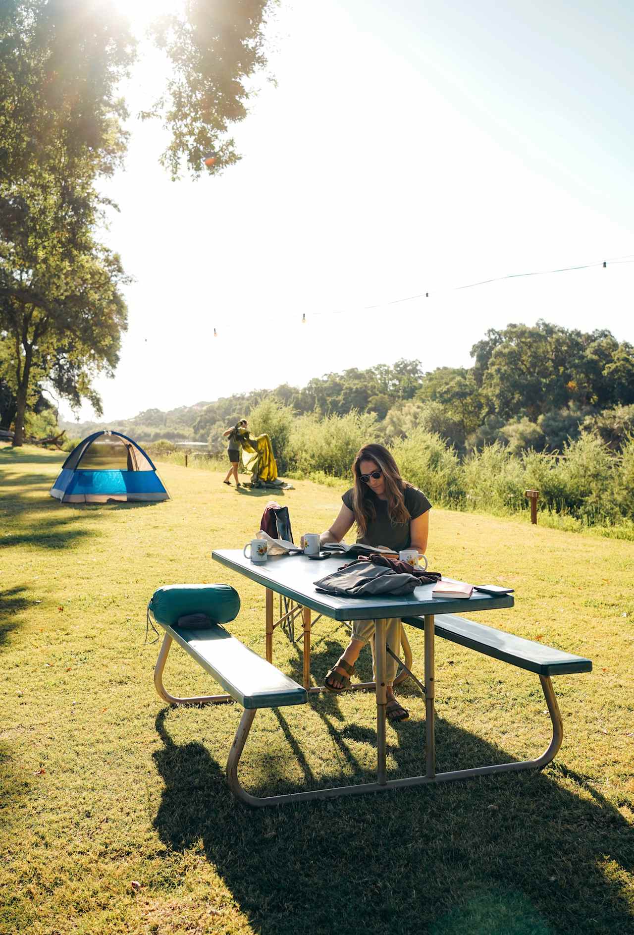 Morning light at the campsite 