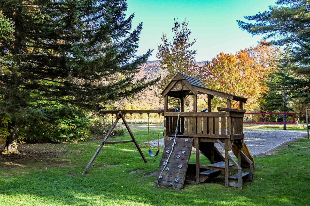 Mountain view next to the pool