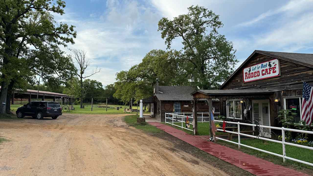 Lone Oak RV Ranch