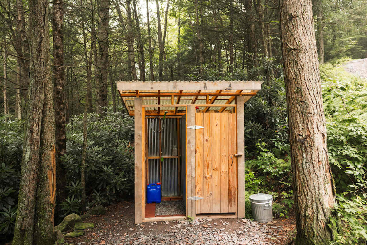 bathroom and shower at  "a creek runs through it" site