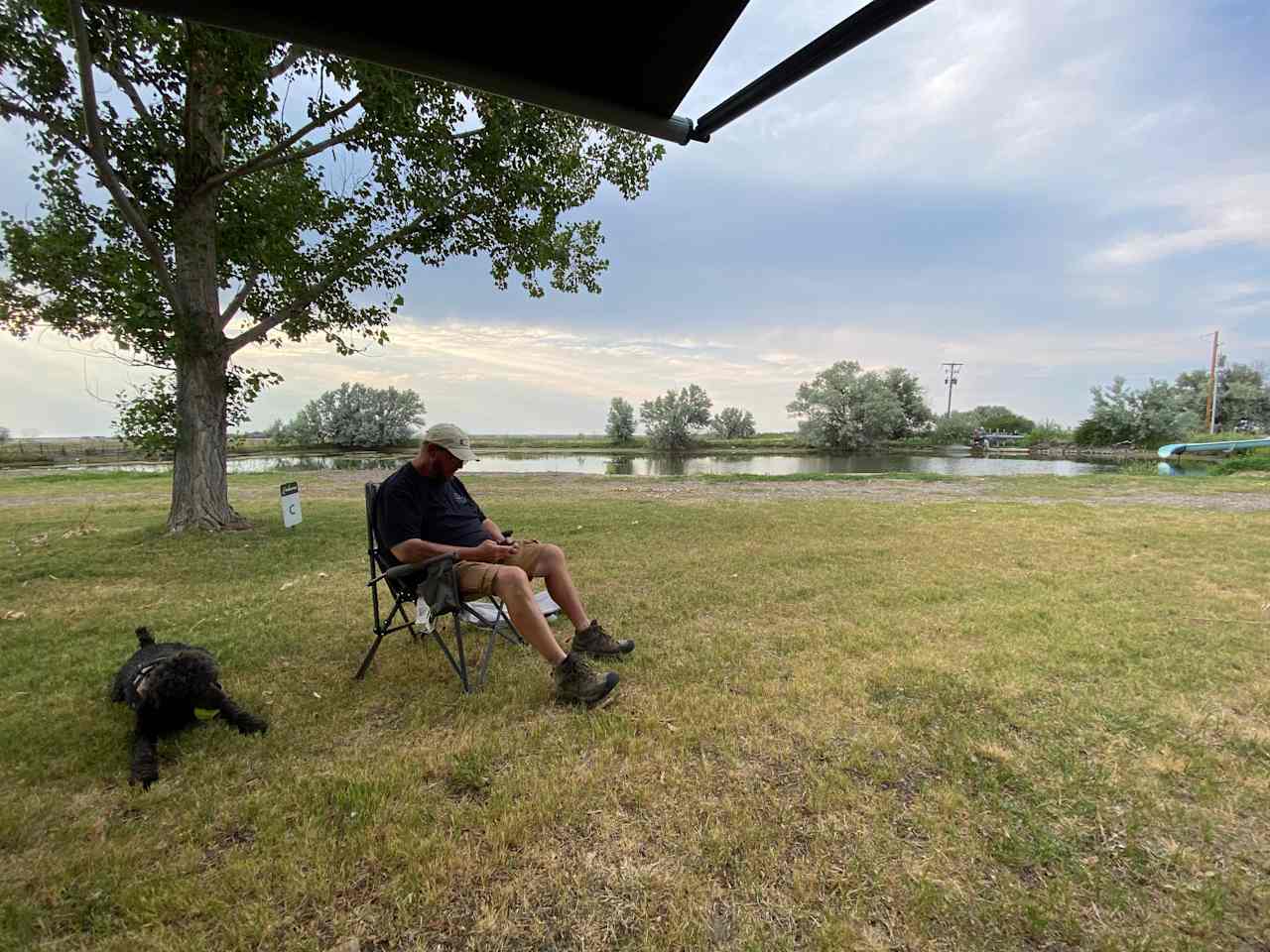 The lodge at western wings, RV park