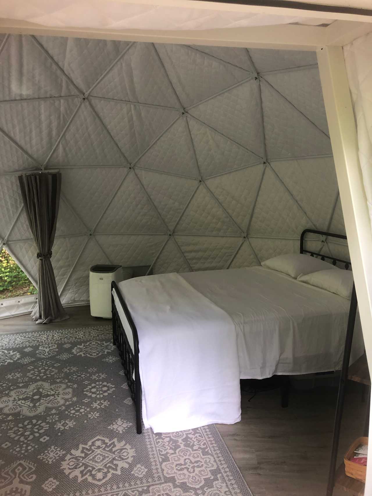 Geo-dome Glamping