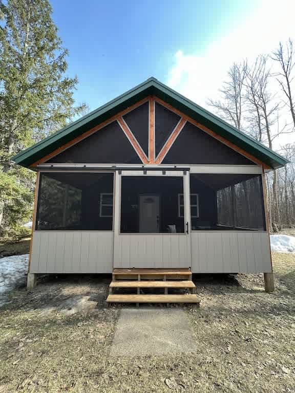 Upper Red Rustic Cabin