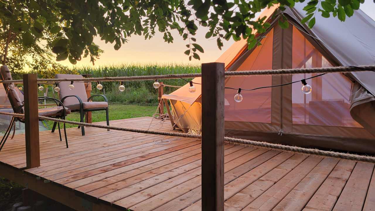 Relaxing Farm Stay Glamping