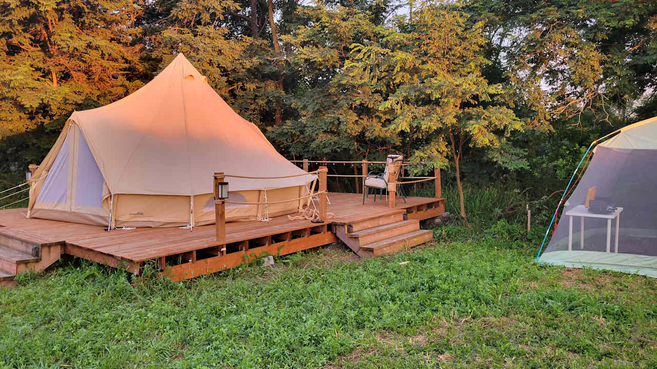 Relaxing Farm Stay Glamping