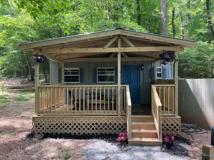 Private 1BR Cabin With Fenced In Dedicated Yard