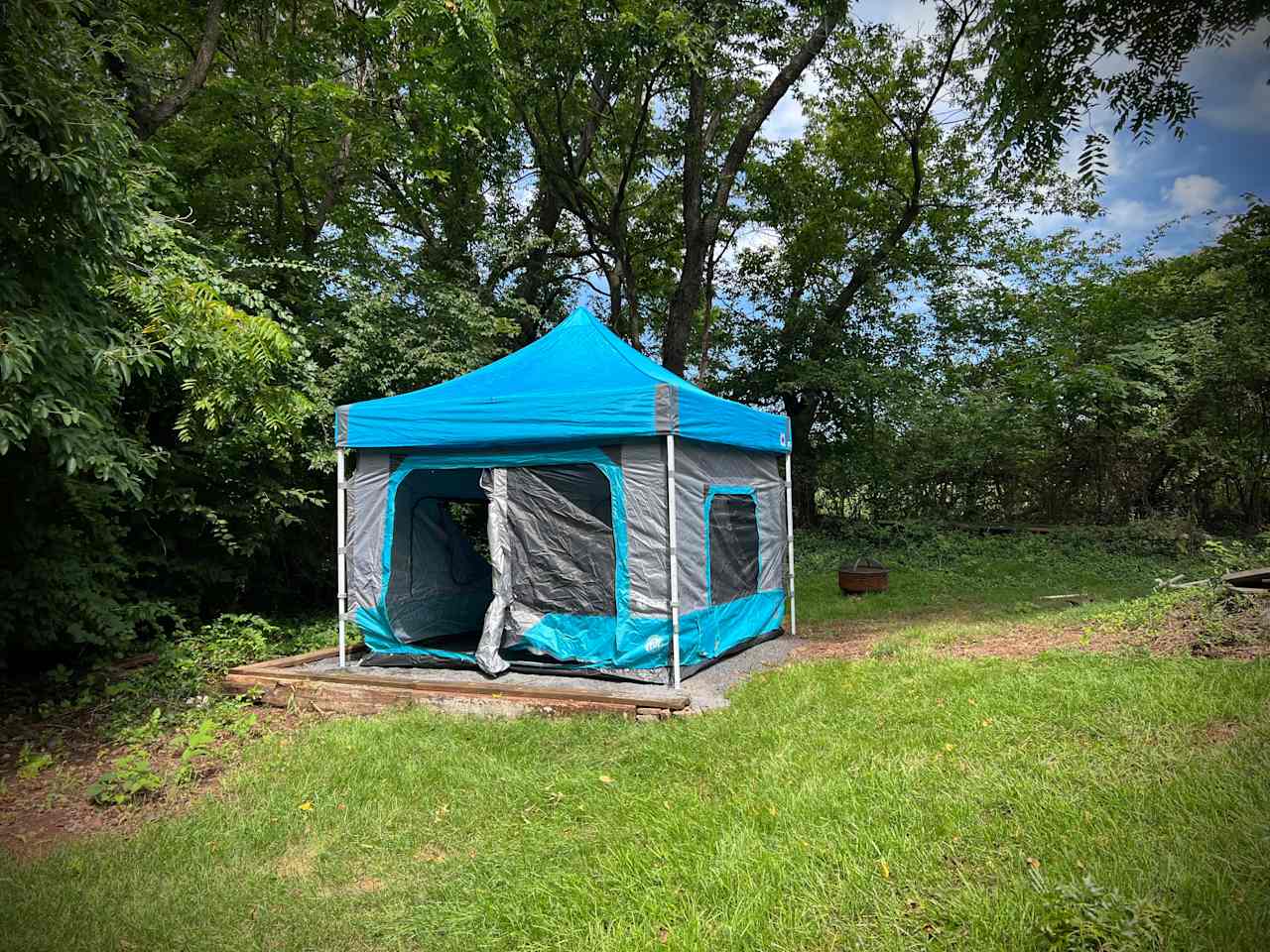 Available 10’ Cube tent for rent also. 