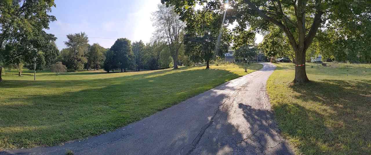 Looking toward house. You can see cow fencing on R veers away from driveway at this point. Can turn toward it after tree on R (marked with reflective tape)