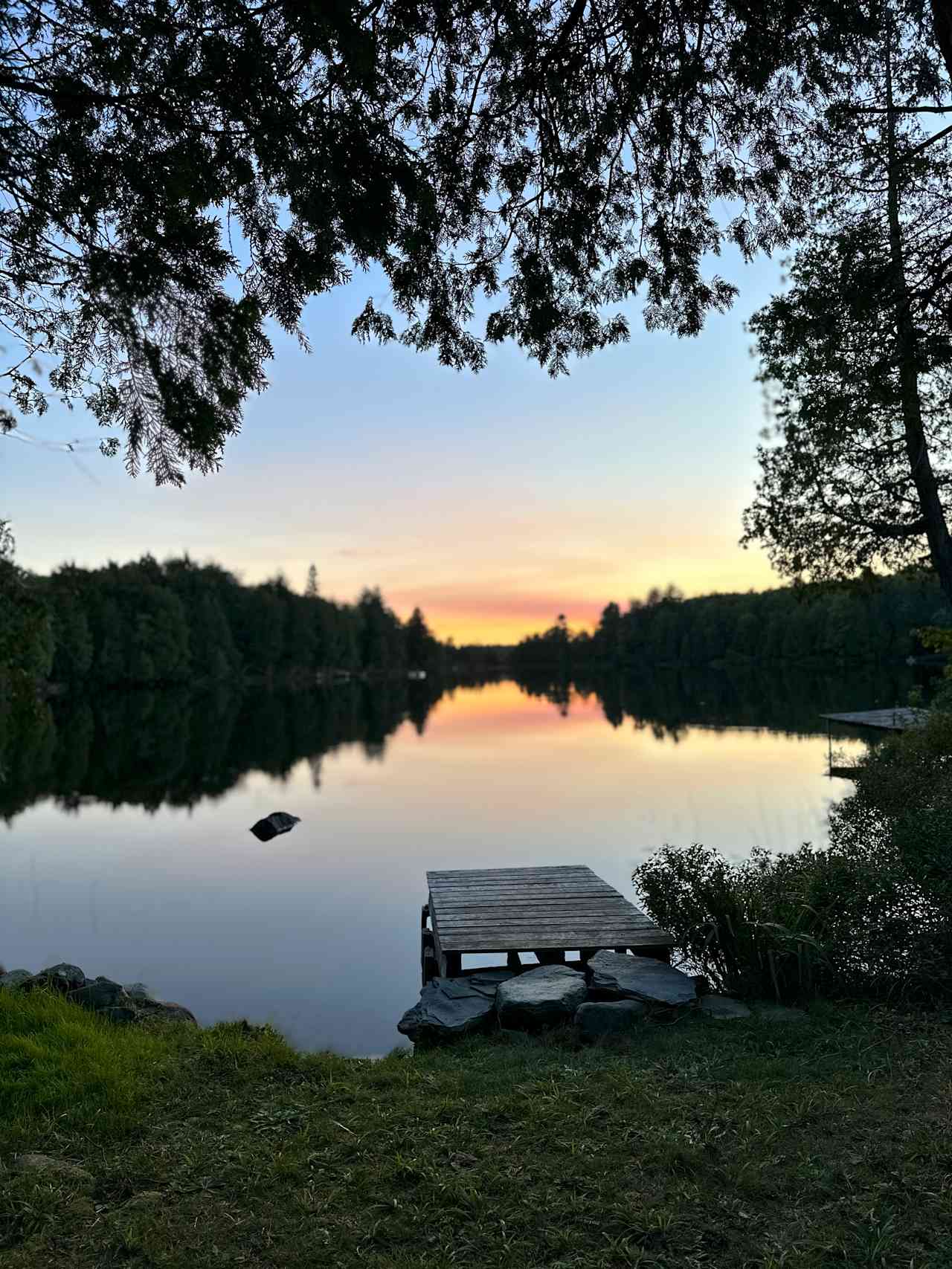 Little Brocky Lake Cabin & Sauna