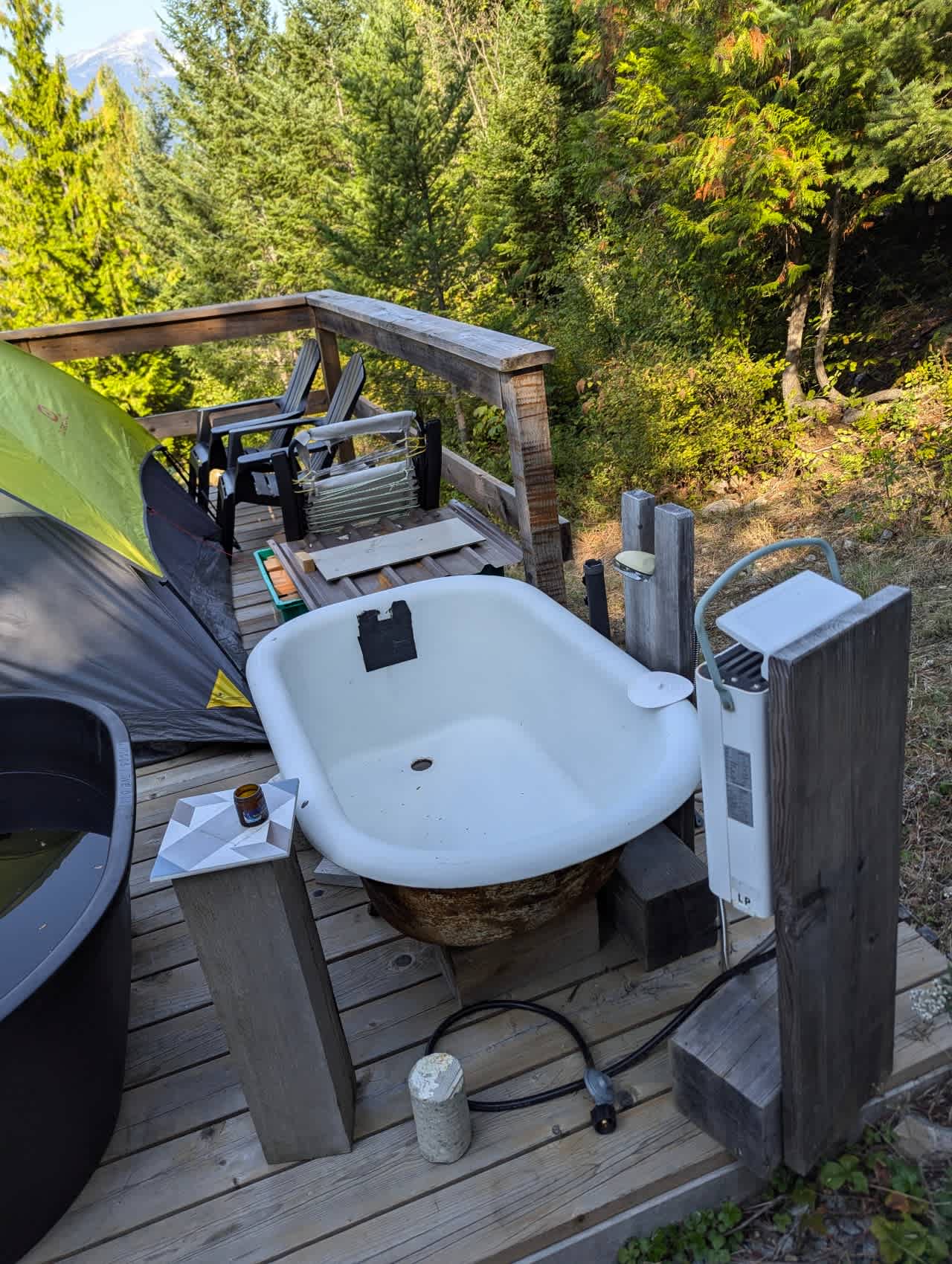 A random old bathtub