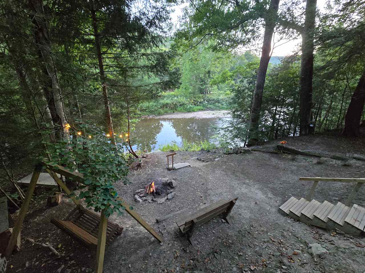 The Nest - Creekfront Cabin In ANF