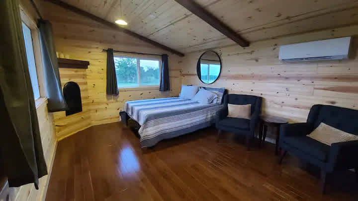 Lux Tiny Off-Grid Cabin Getaway