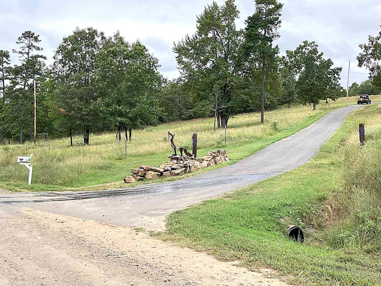 Entryway from East Side approach (from Hwy 109 at Driggs, AR.)  
Recommended especially for 2 and 3 wheeled vehicles. 