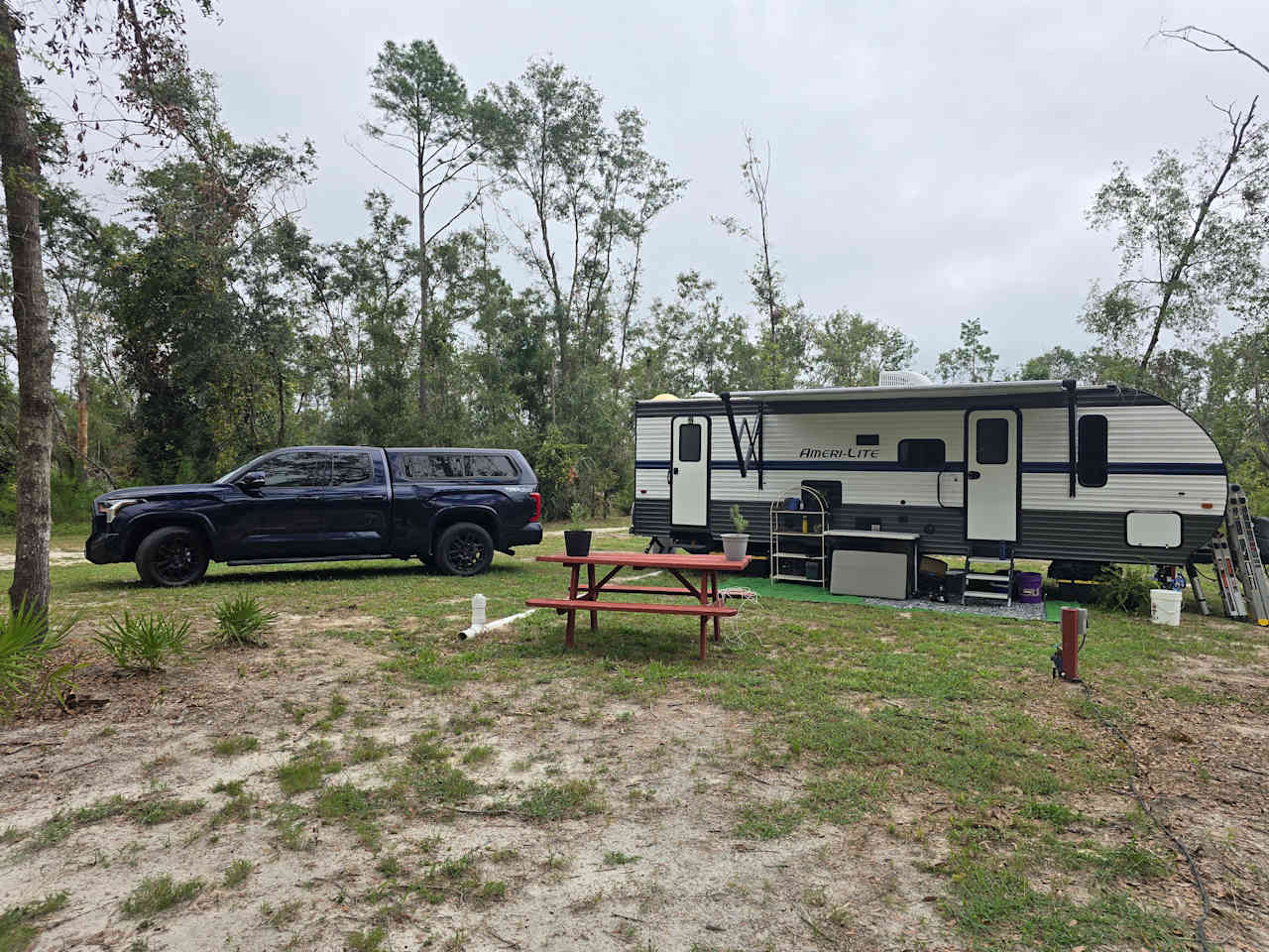 Friendly's River Retreat RV