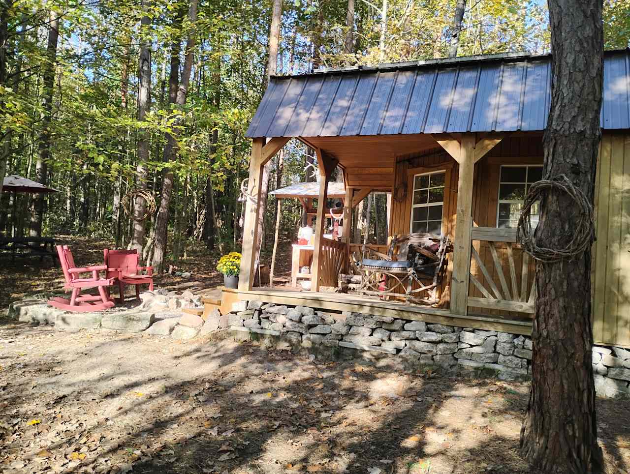 Side view of Covered Porch