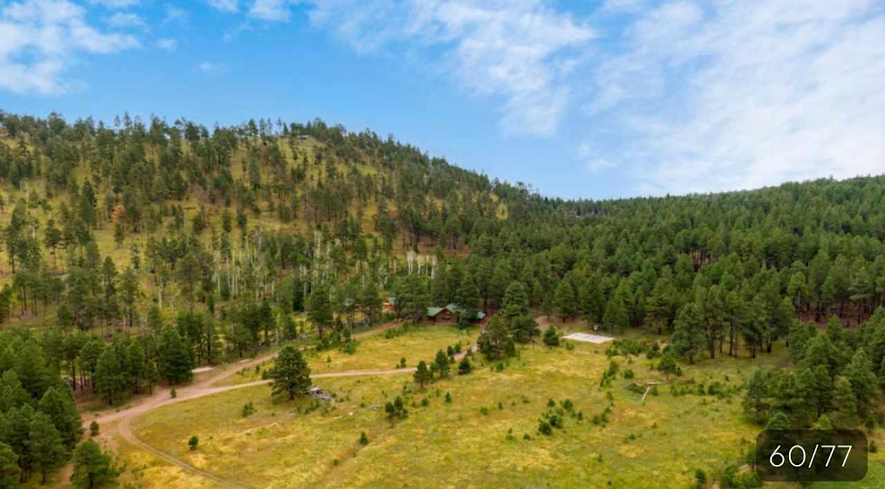 Crater Lake Mini Cabins 1 and 2