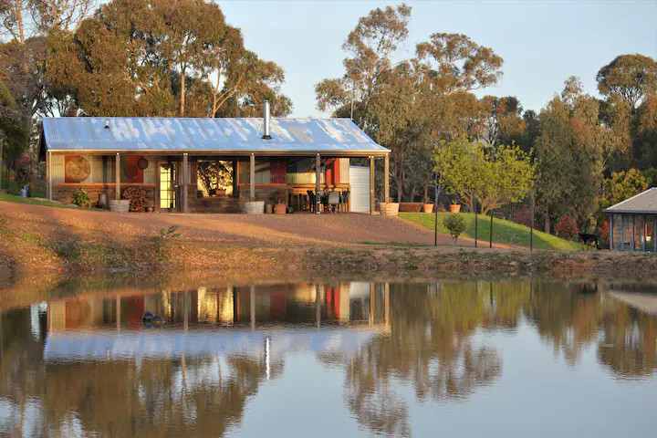 Lochiel Cabin