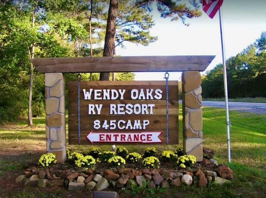 Wendy Oaks RV Resort