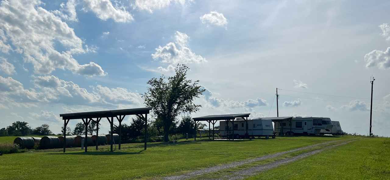 Chariton Valley Cabins And RV Sites