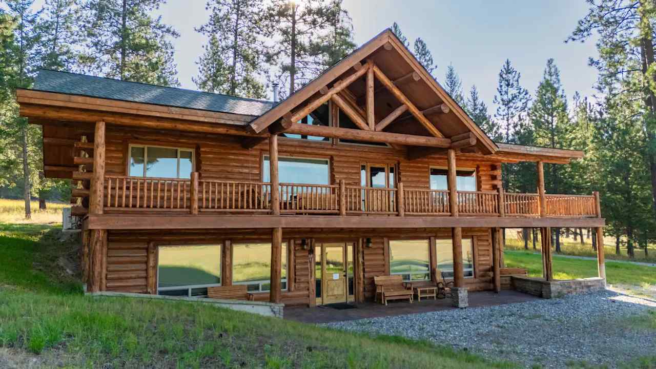 Montana Peaks Retreat