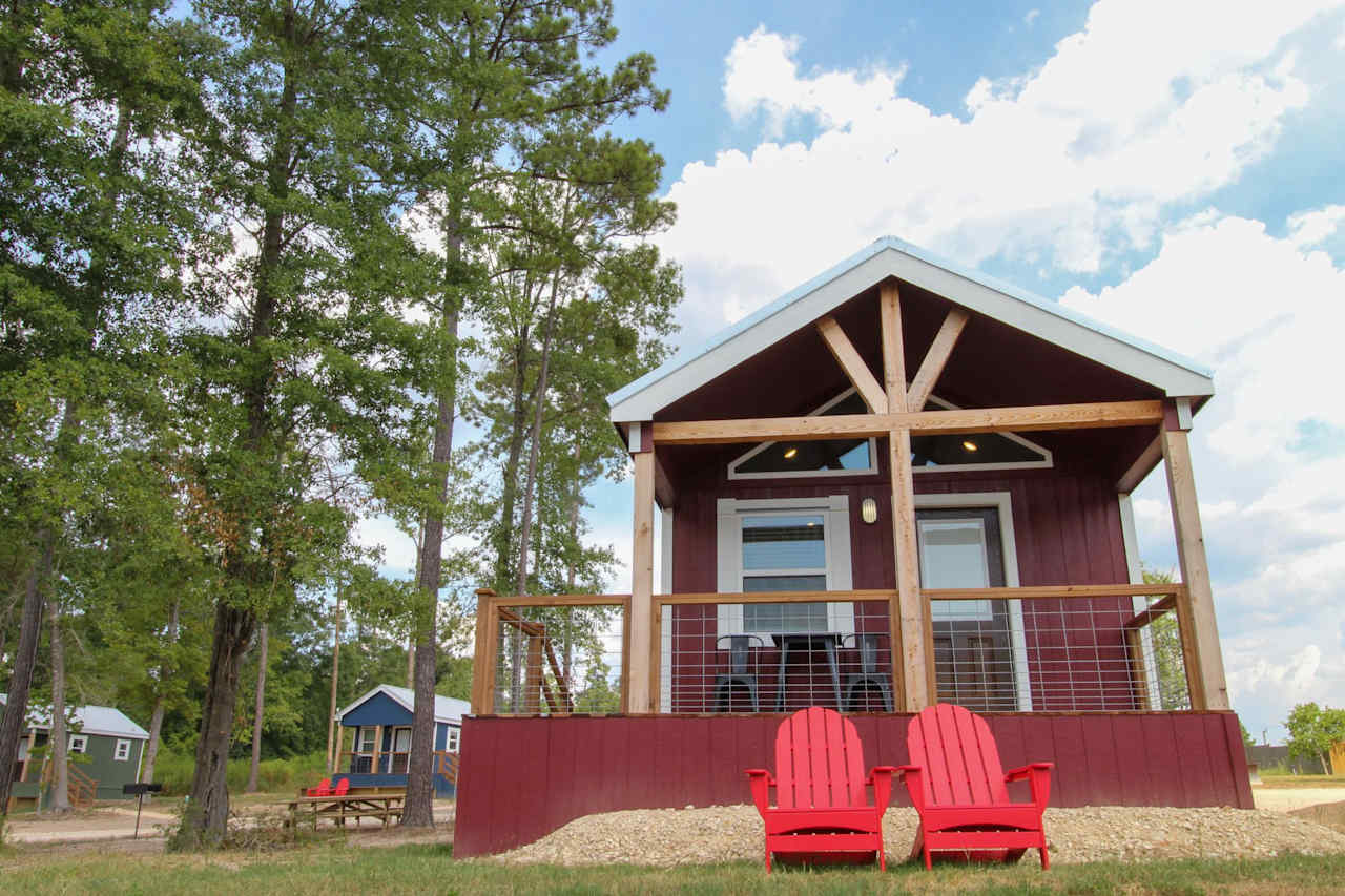 Blue Sky Lake Livingston RV Park & Cabins