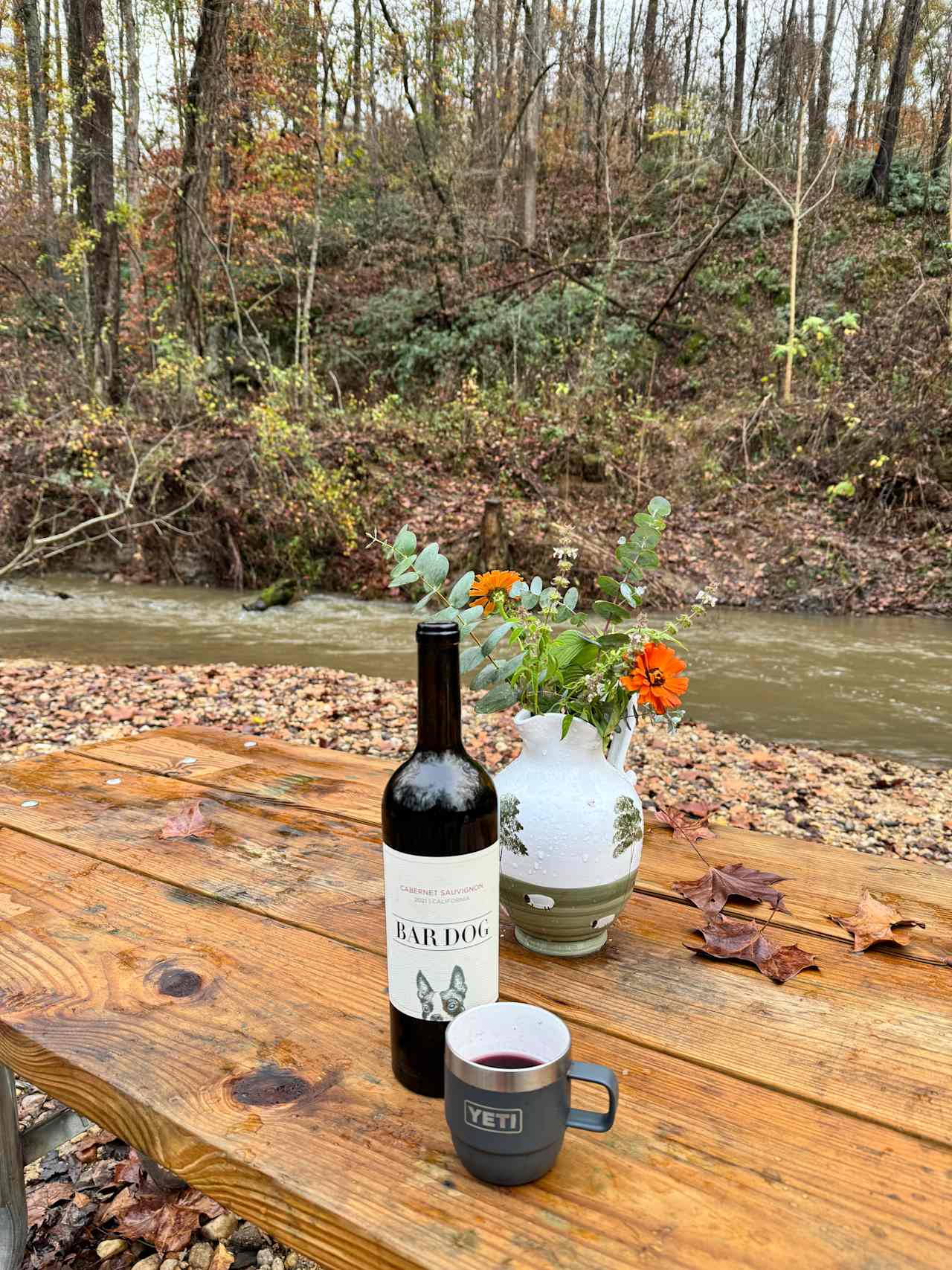 Broken Oak Riverside Getaway