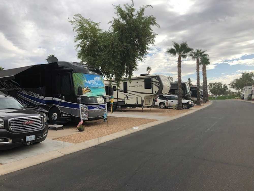 Pueblo El Mirage RV Resort