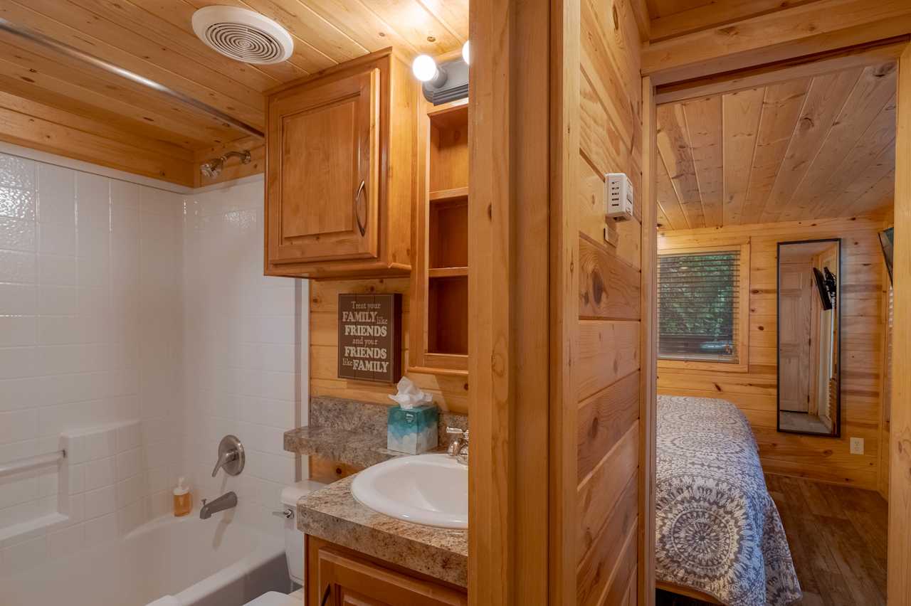 Cabin 7 bathroom