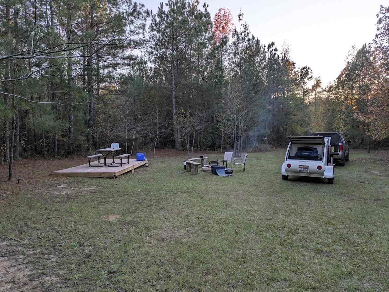 Pine And Oak Campsite