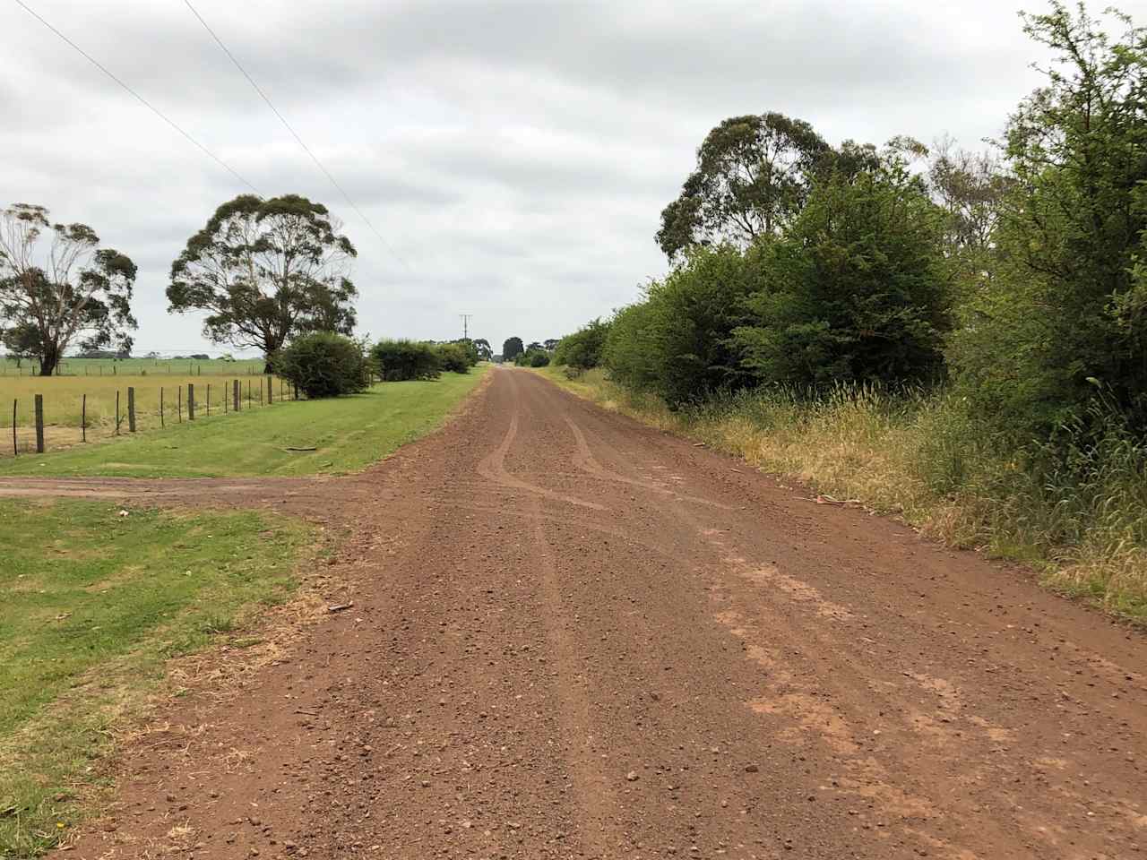 Nth view of Russells Rd, at gate to camp site on right hand side