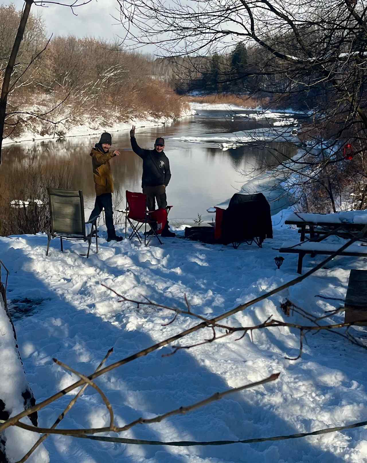 Florent and his friend camping on our first snow fall 🏕️🔥🌲  you guys rock👊 and thank you for passing by!
 see ya in the summer  cheers ✌️