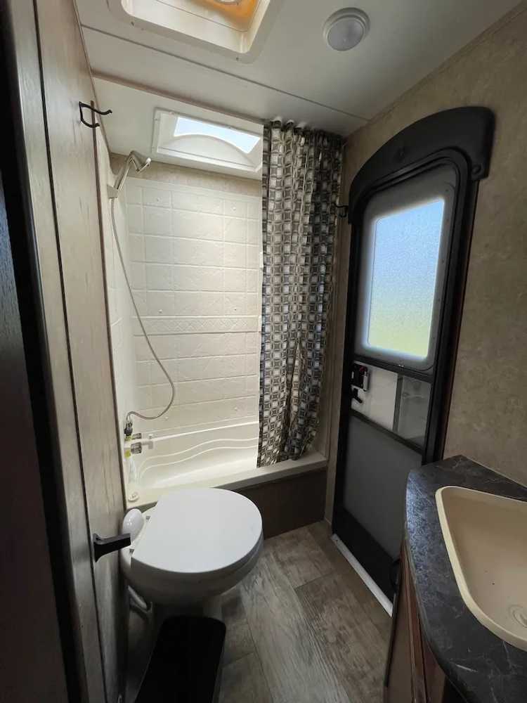 Stanford Ranch Lakeside RV Resort