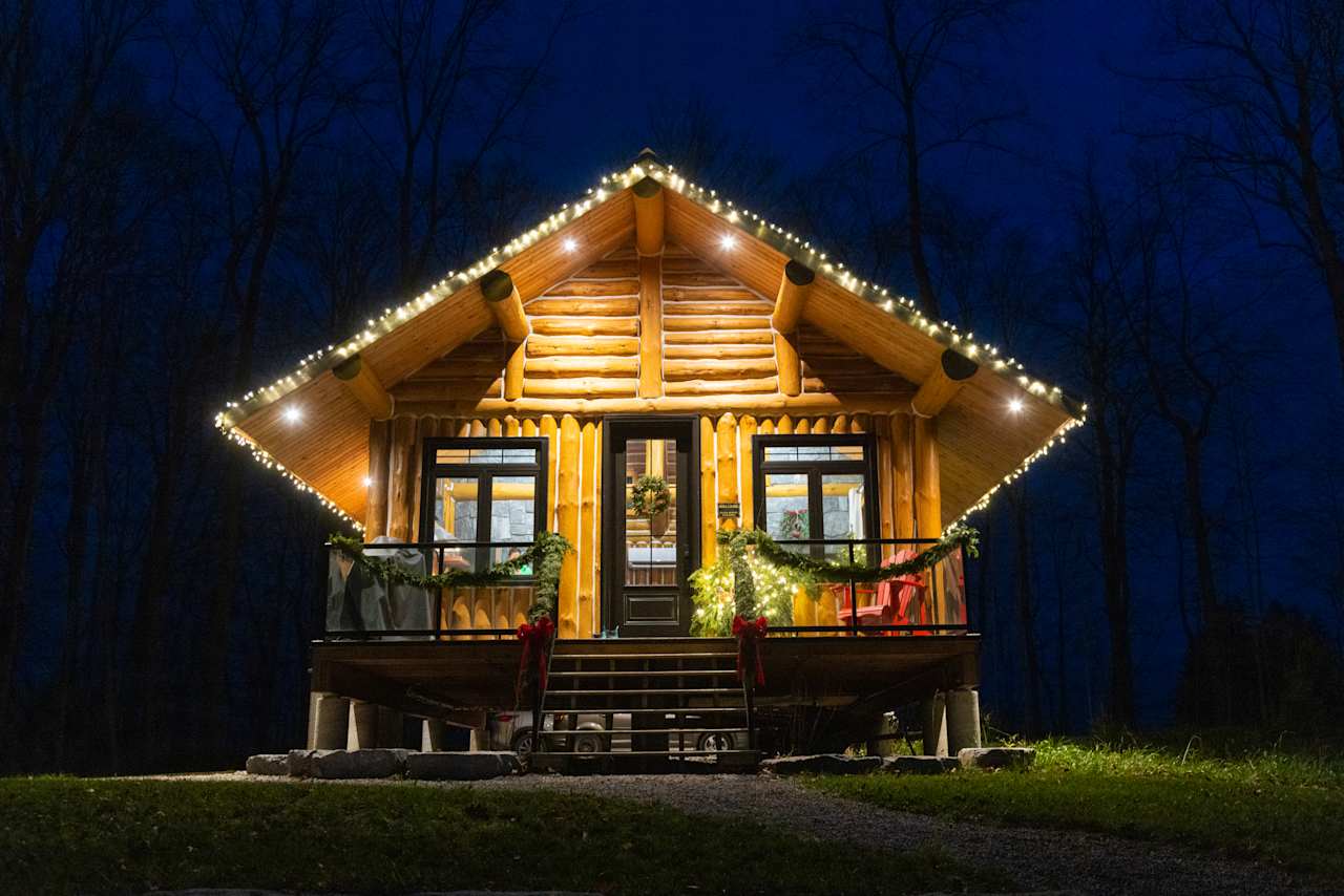 Creekside Cabin