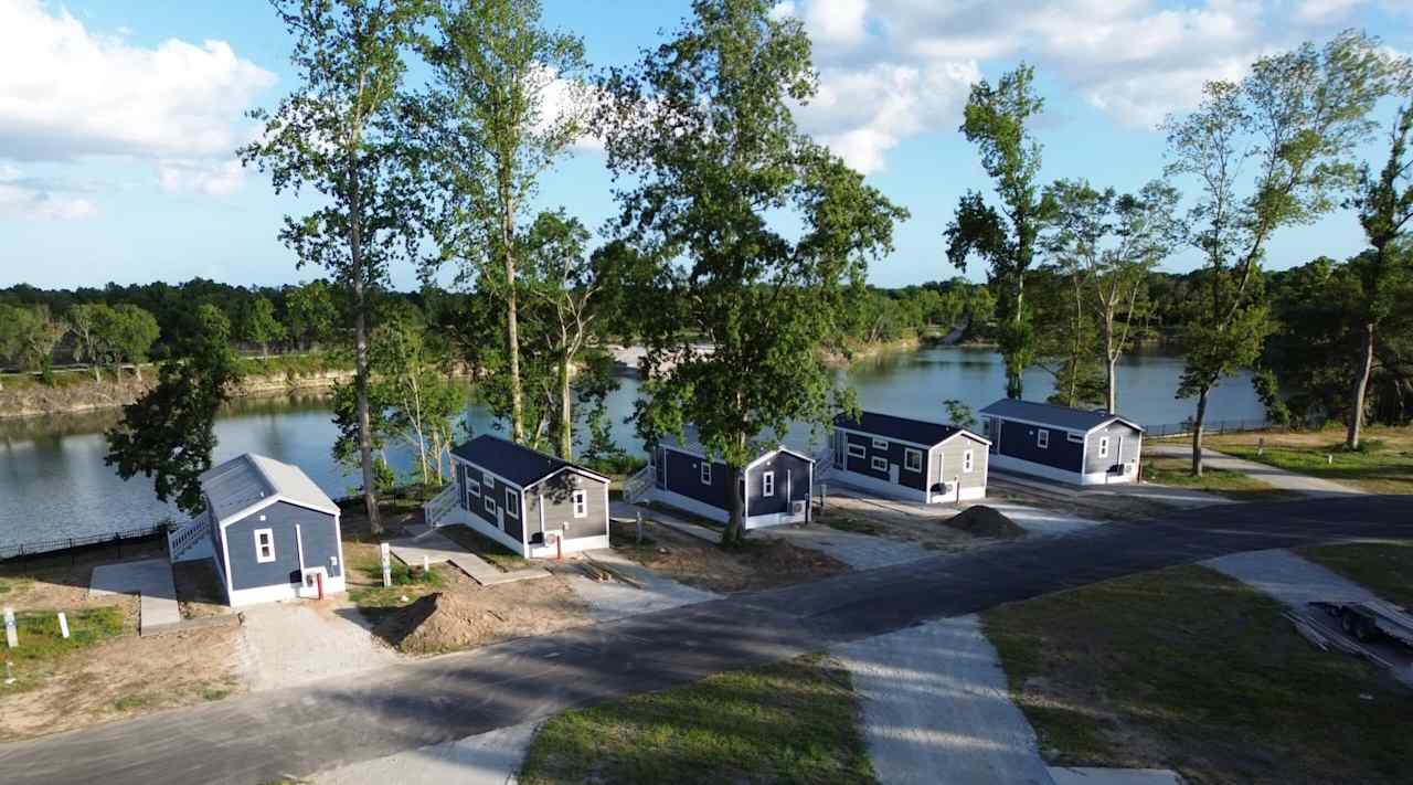 The Lakes RV & Cabin Resort