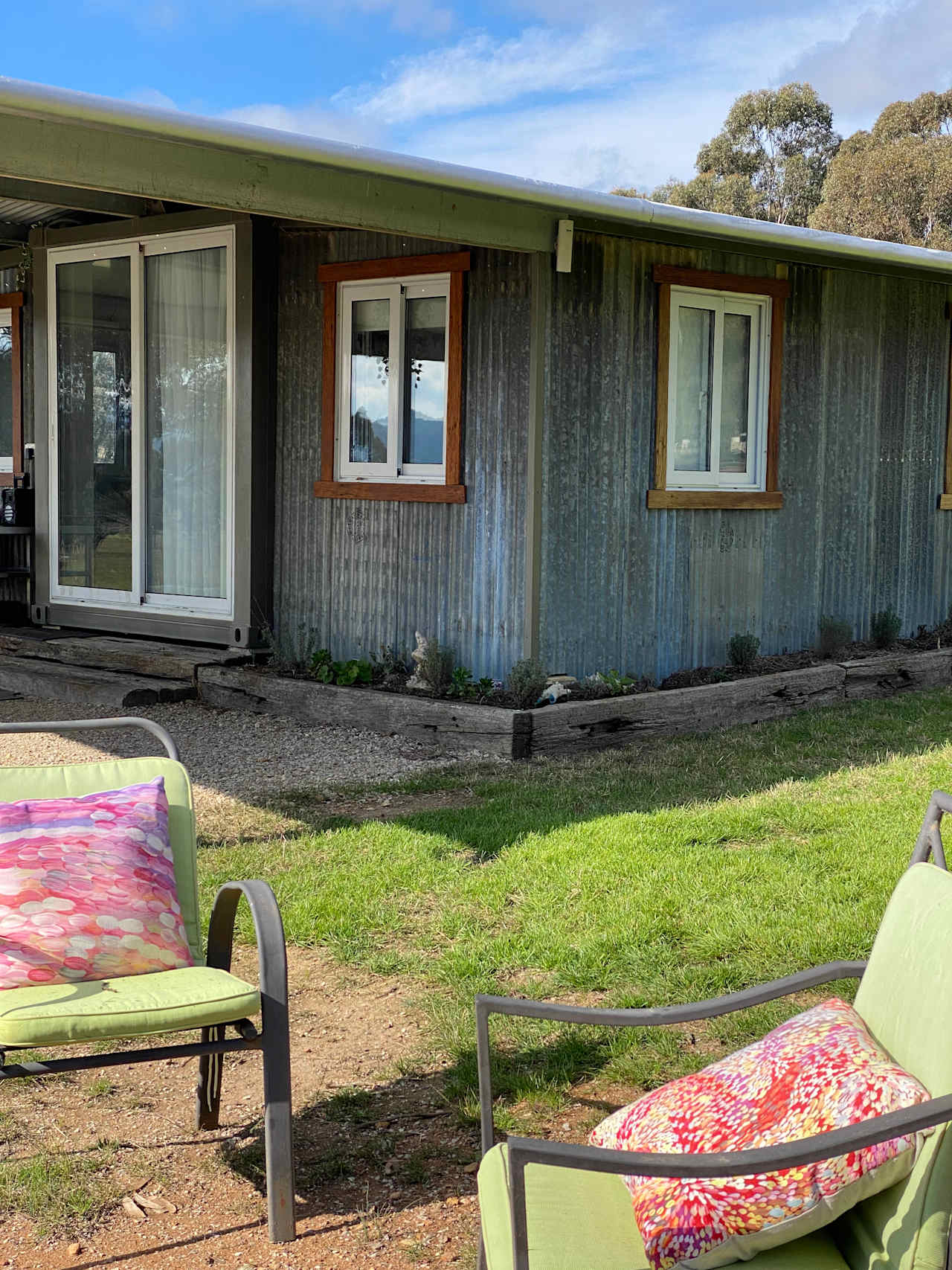 Lyn-Brook Cottage