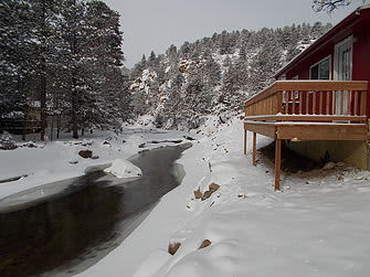 Cone's Riverside Canyon Cabins