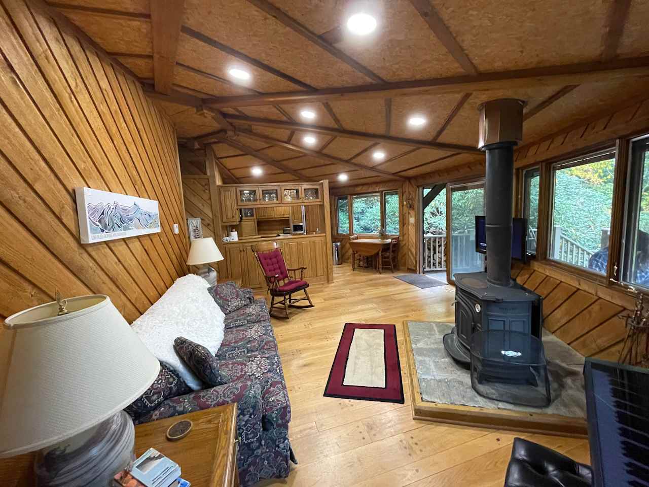 Linville Gorge Cozy Classic Cabin!