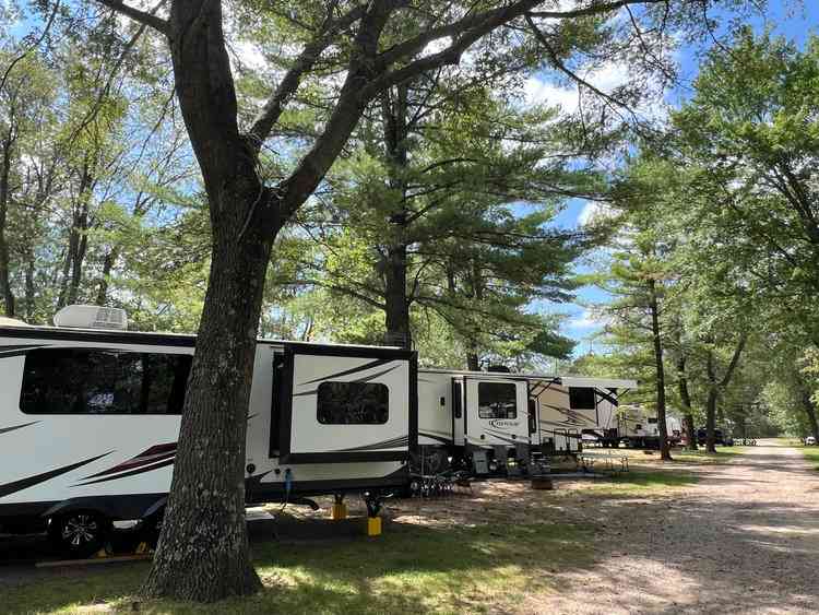 Dell Pines Campground