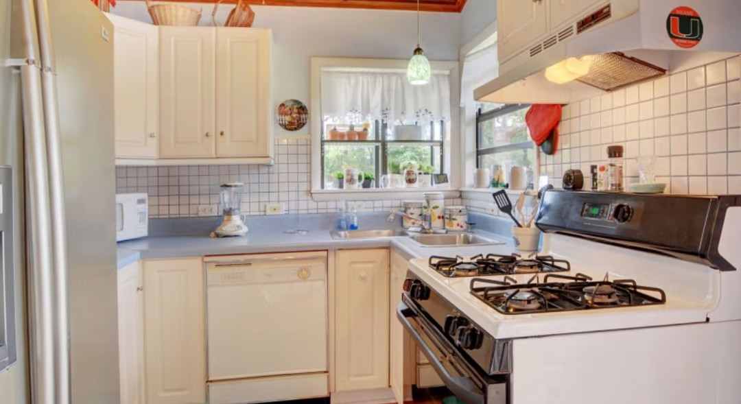 Delray Lone Pine Estate