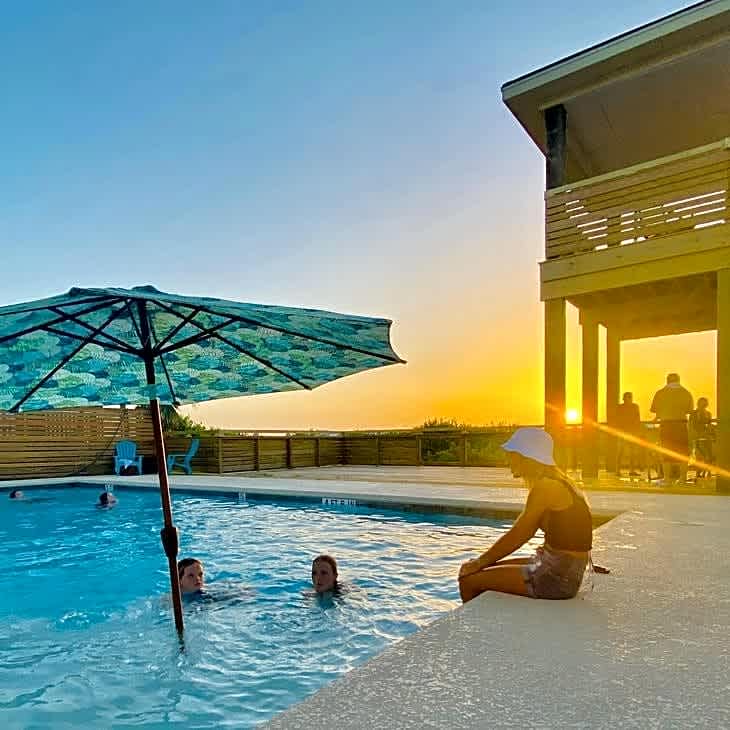 Aloha Beach RV Resort
