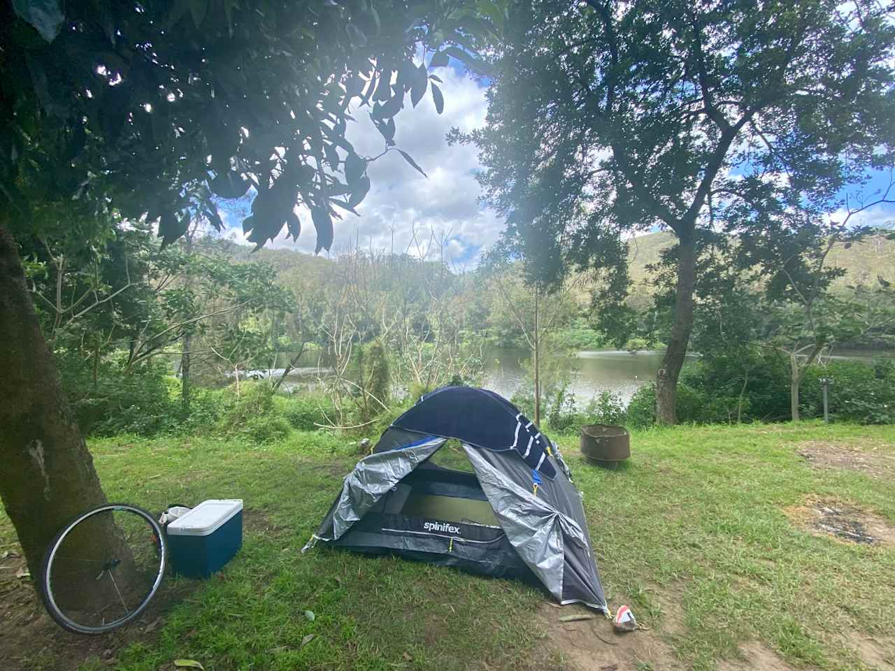 Grady's Riverside Retreat