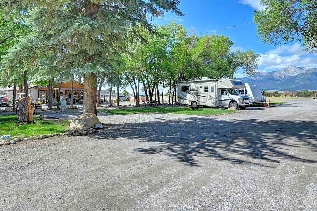 Snowy Peaks RV Park