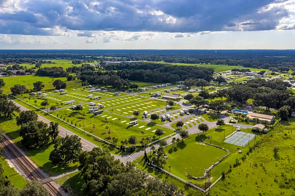 Paradise Oaks RV Resort